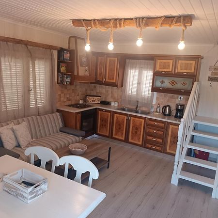 Sofia-Irini Villa Kalamáki Kültér fotó
