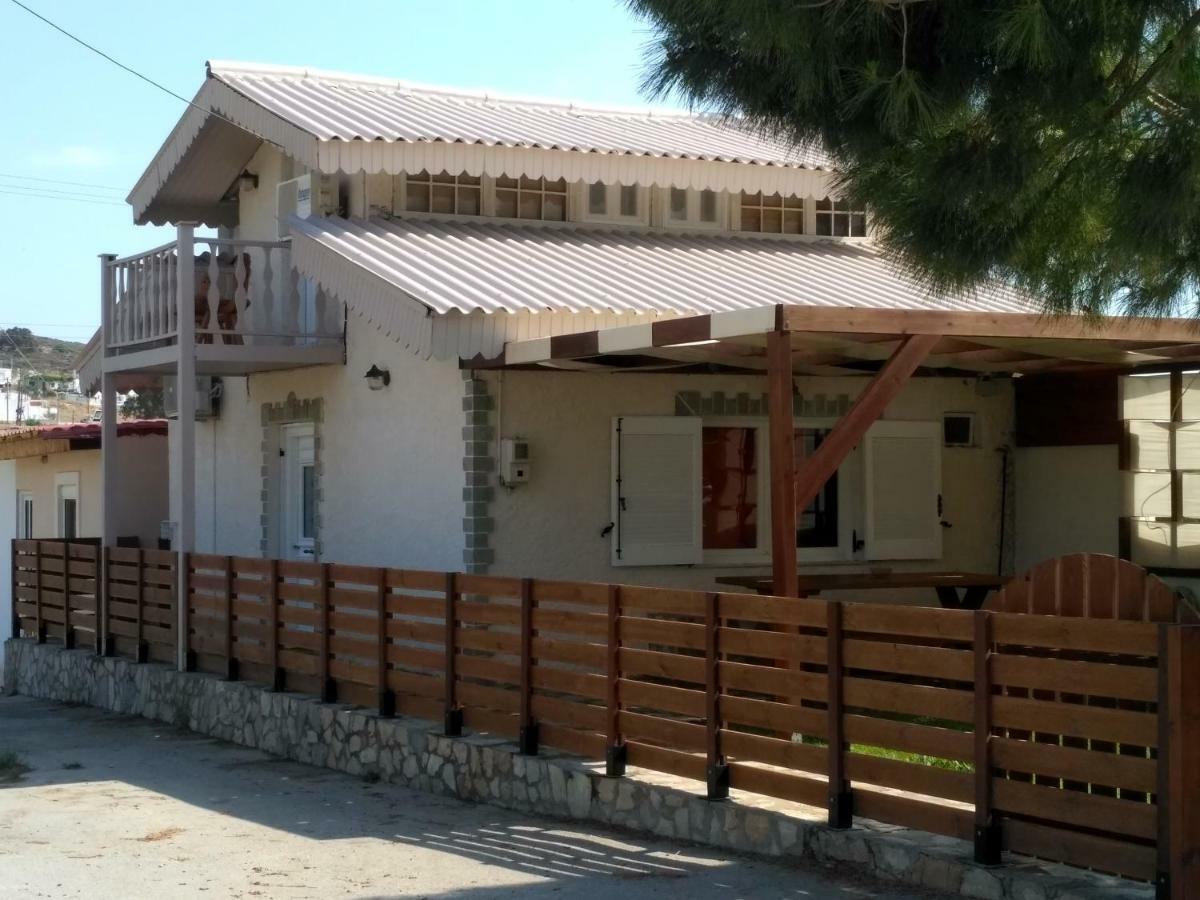 Sofia-Irini Villa Kalamáki Kültér fotó